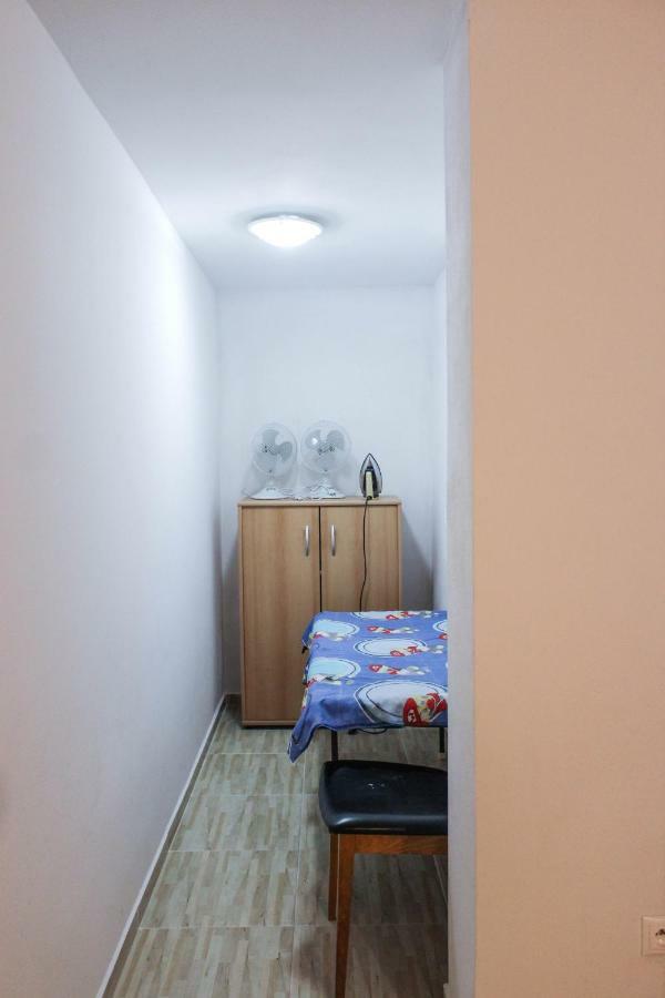 Apartman Marta Banka Zewnętrze zdjęcie